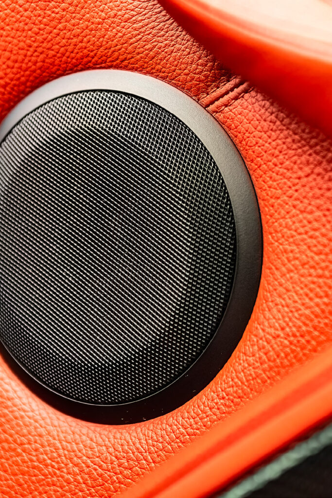 Car speaker