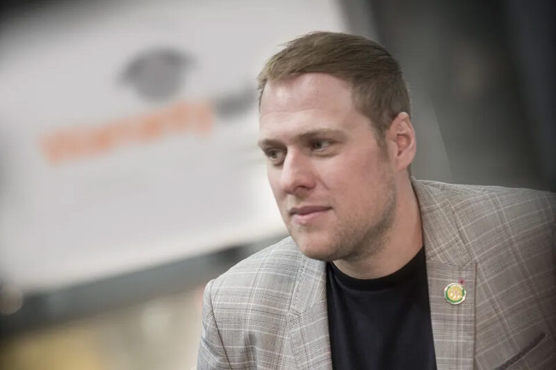 Lawrence Whittaker - founder and owner of Warrantywise - car warranty experts