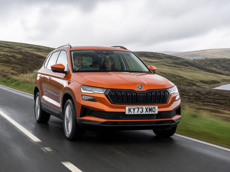 magnific_modern-orange-suv-with-fa_LUxVlMxswO | Warrantywise
